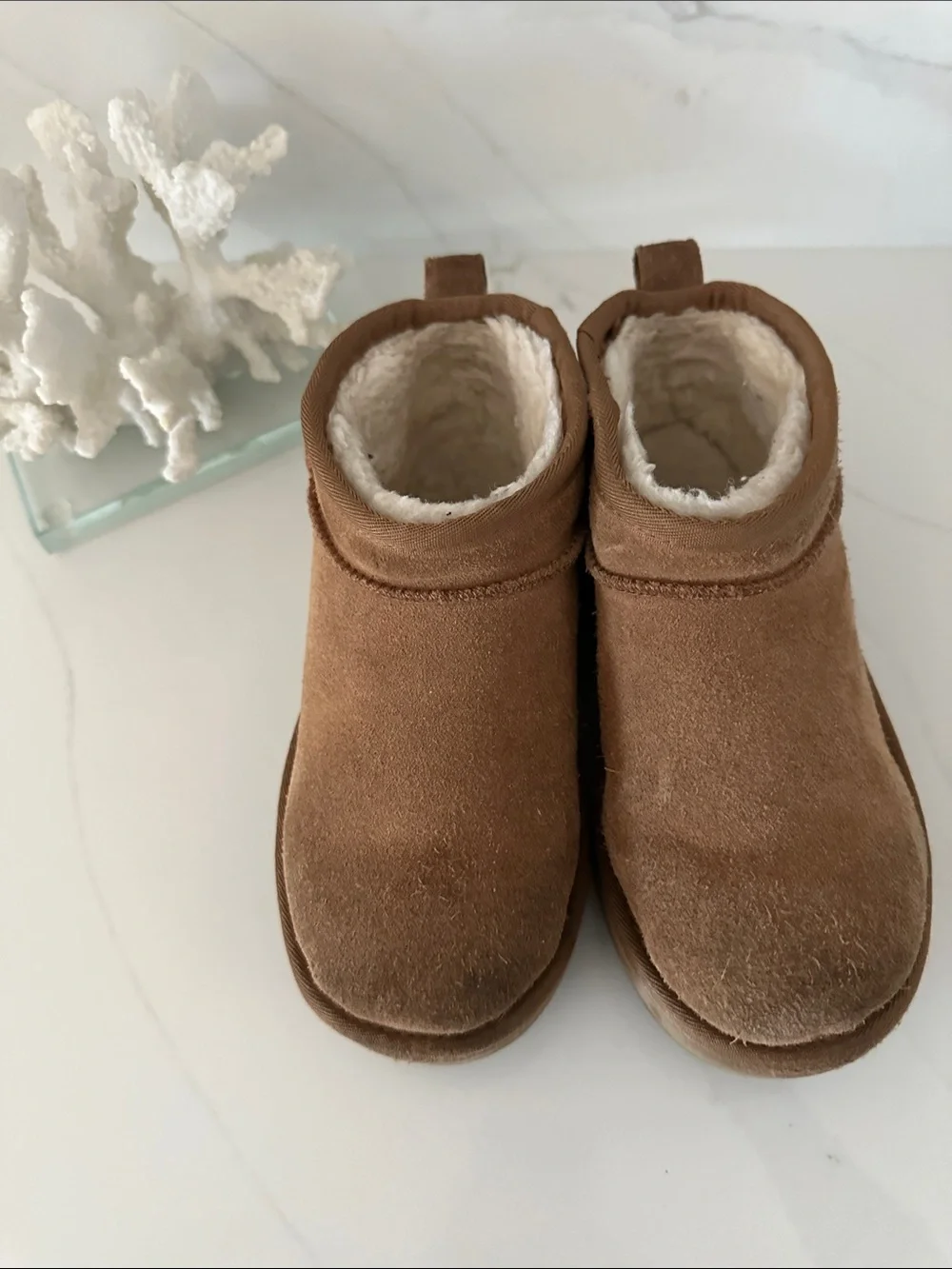 UGG Kids Chestnut Brown Suede Booties with Shearling. Size 2.